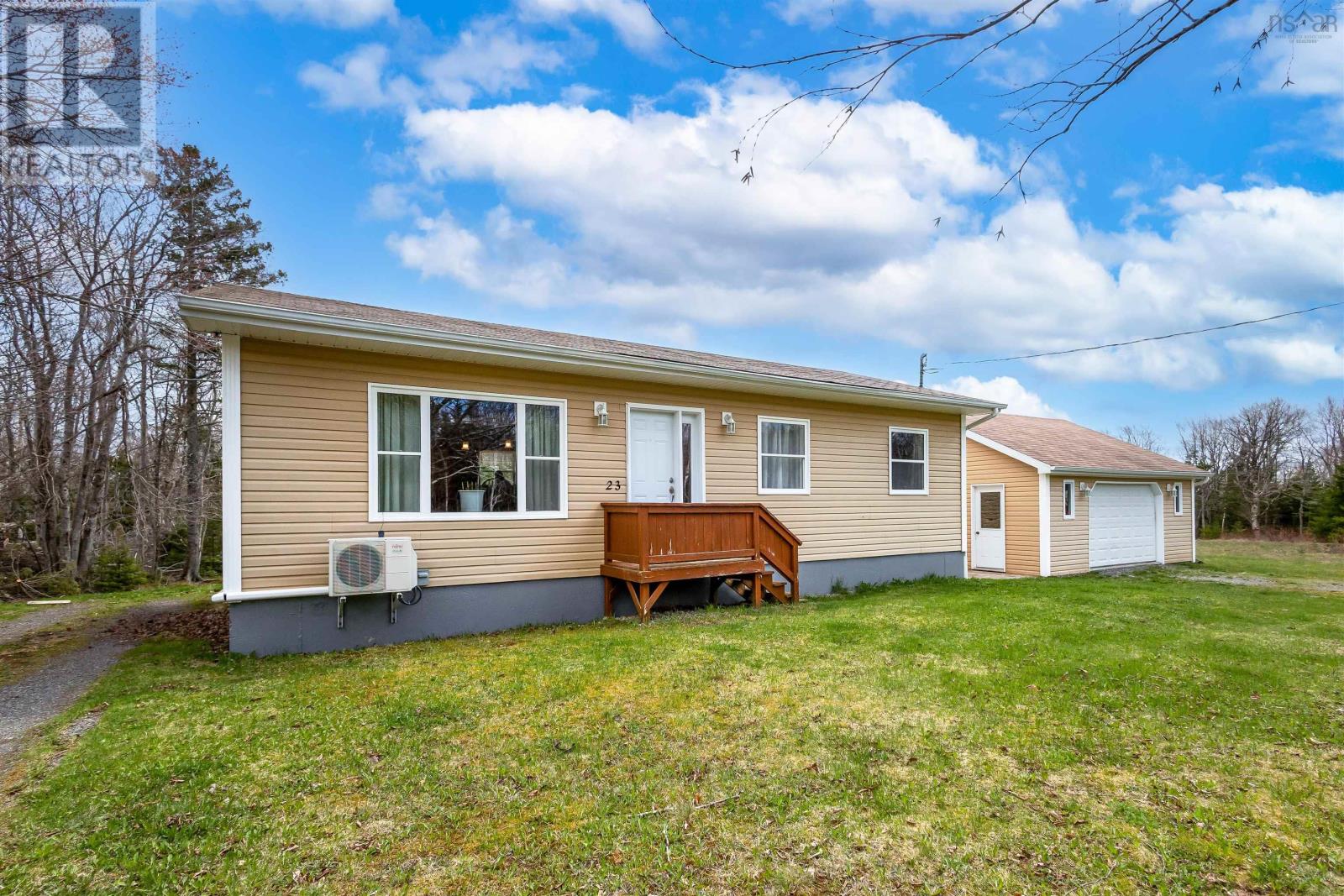 23 Landry Crescent