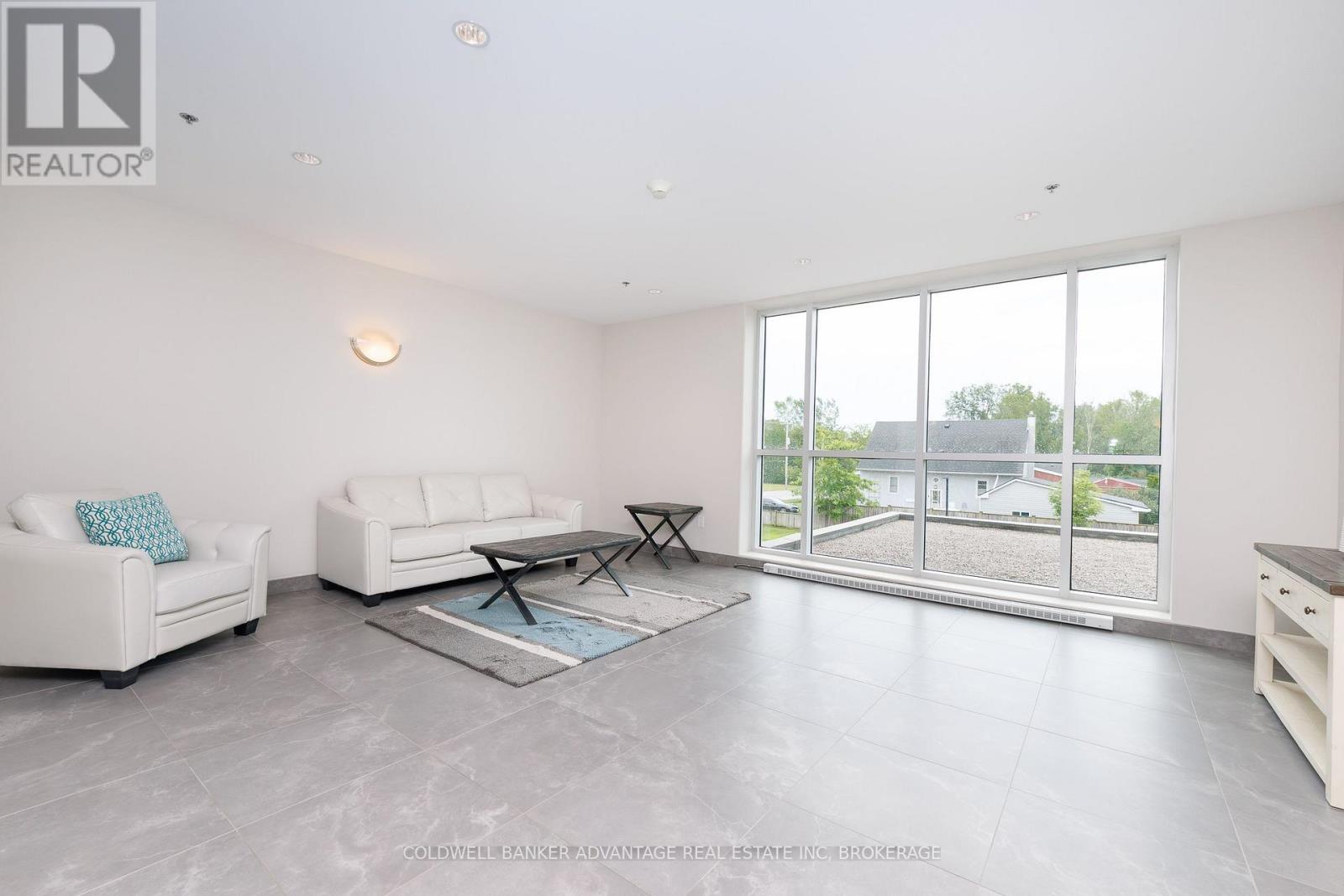 #306 529 SOUTH PELHAM ROAD - Image 18