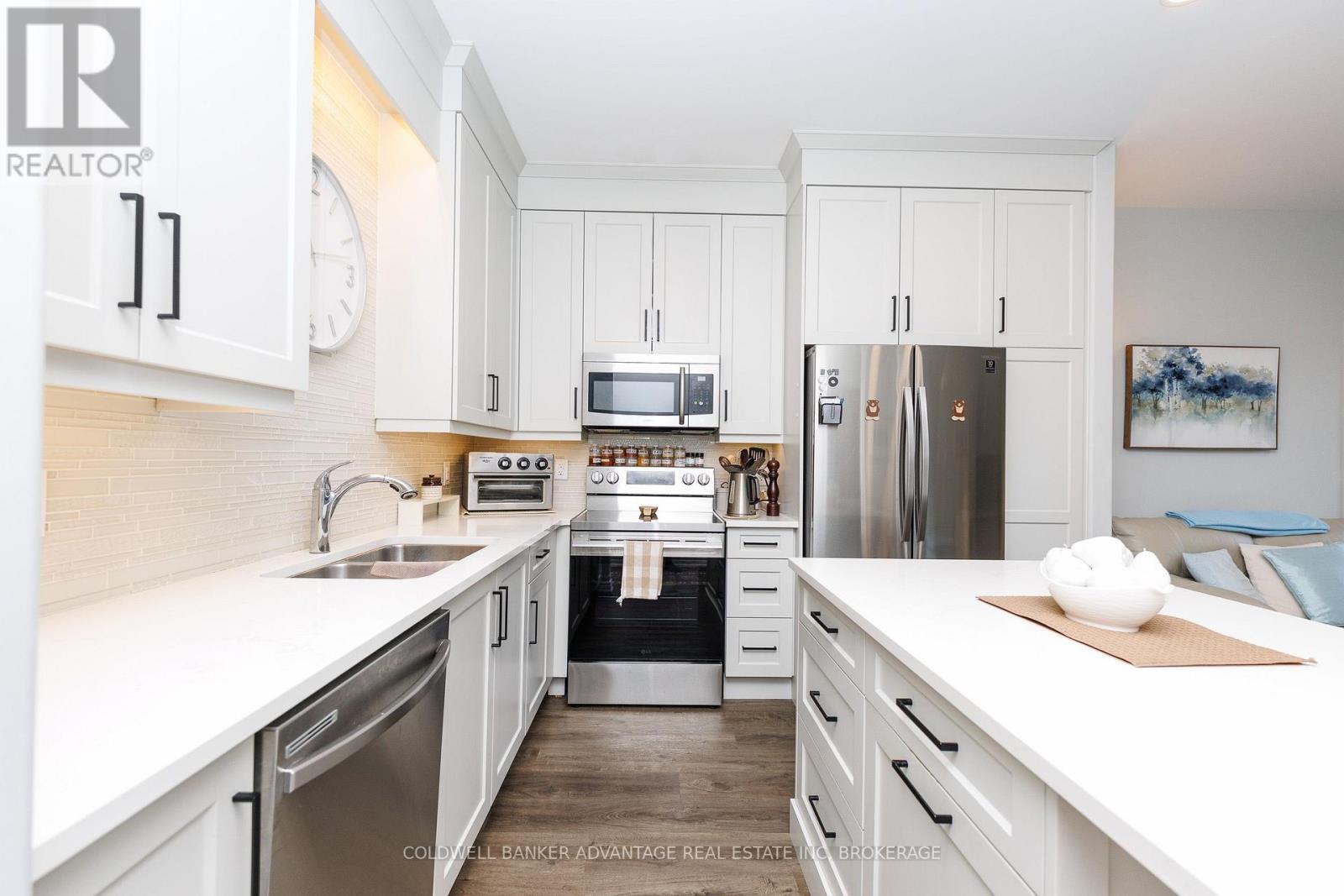 #306 529 SOUTH PELHAM ROAD - Image 4