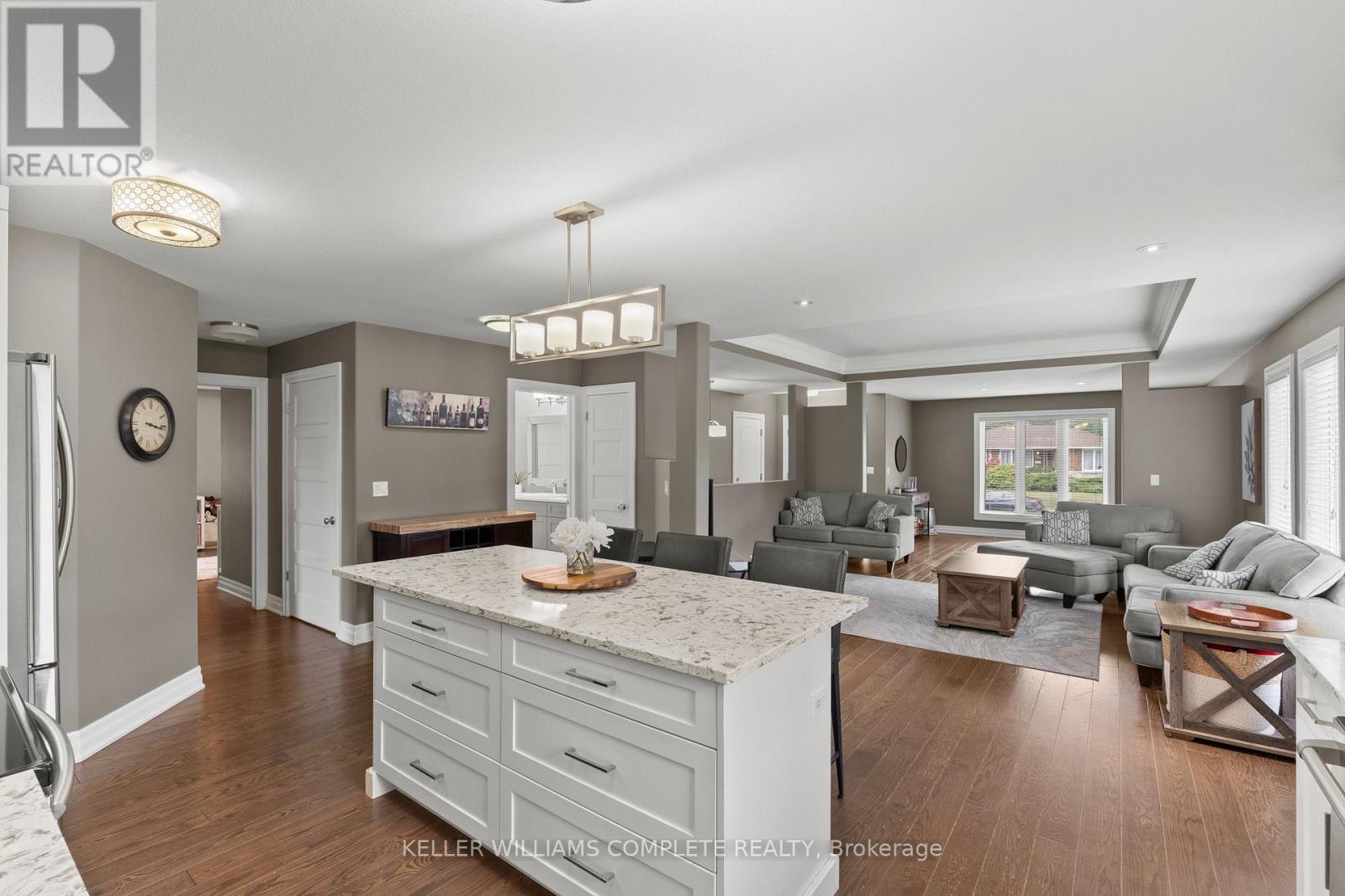 147 SCHOLFIELD AVENUE - 17