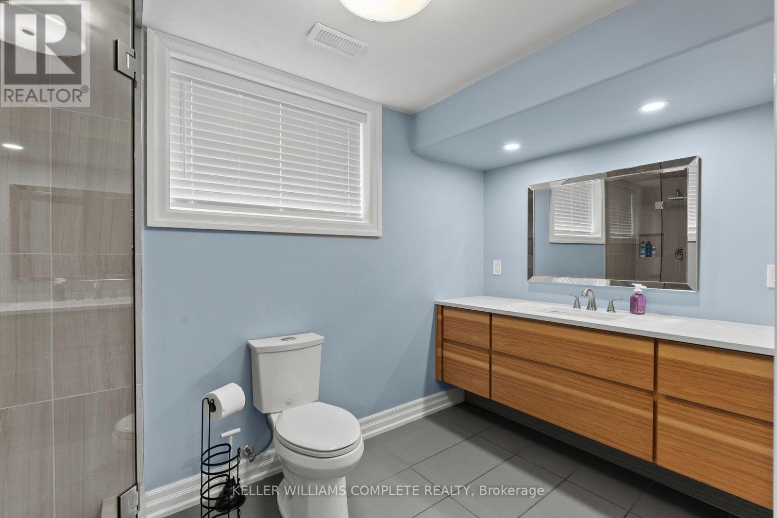 147 SCHOLFIELD AVENUE - Image 30