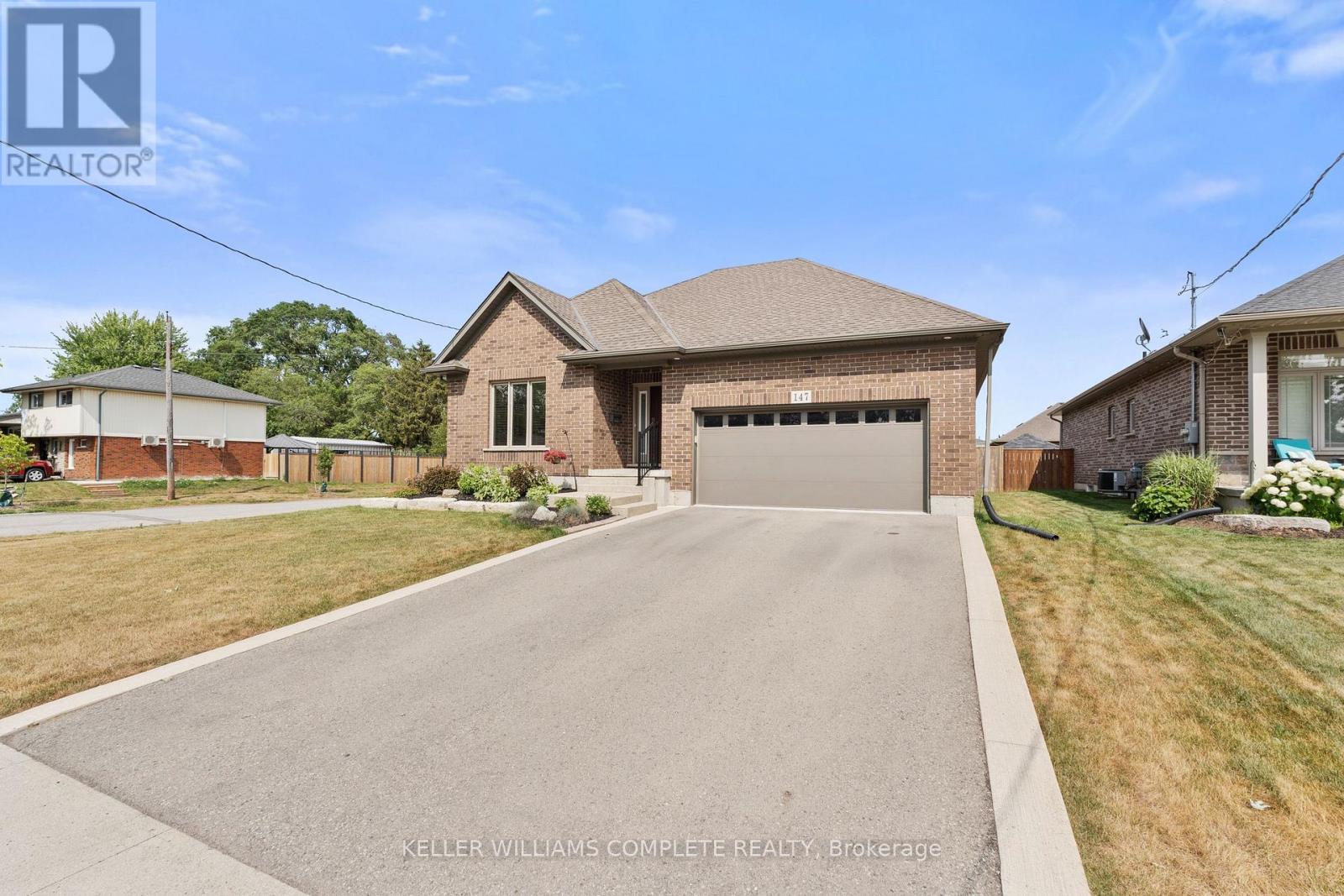 147 SCHOLFIELD AVENUE - 4