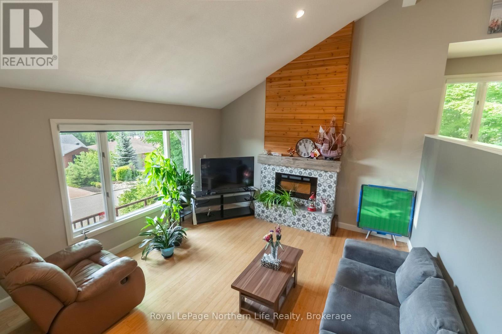 40 ELLENDALE DRIVE - Image 8