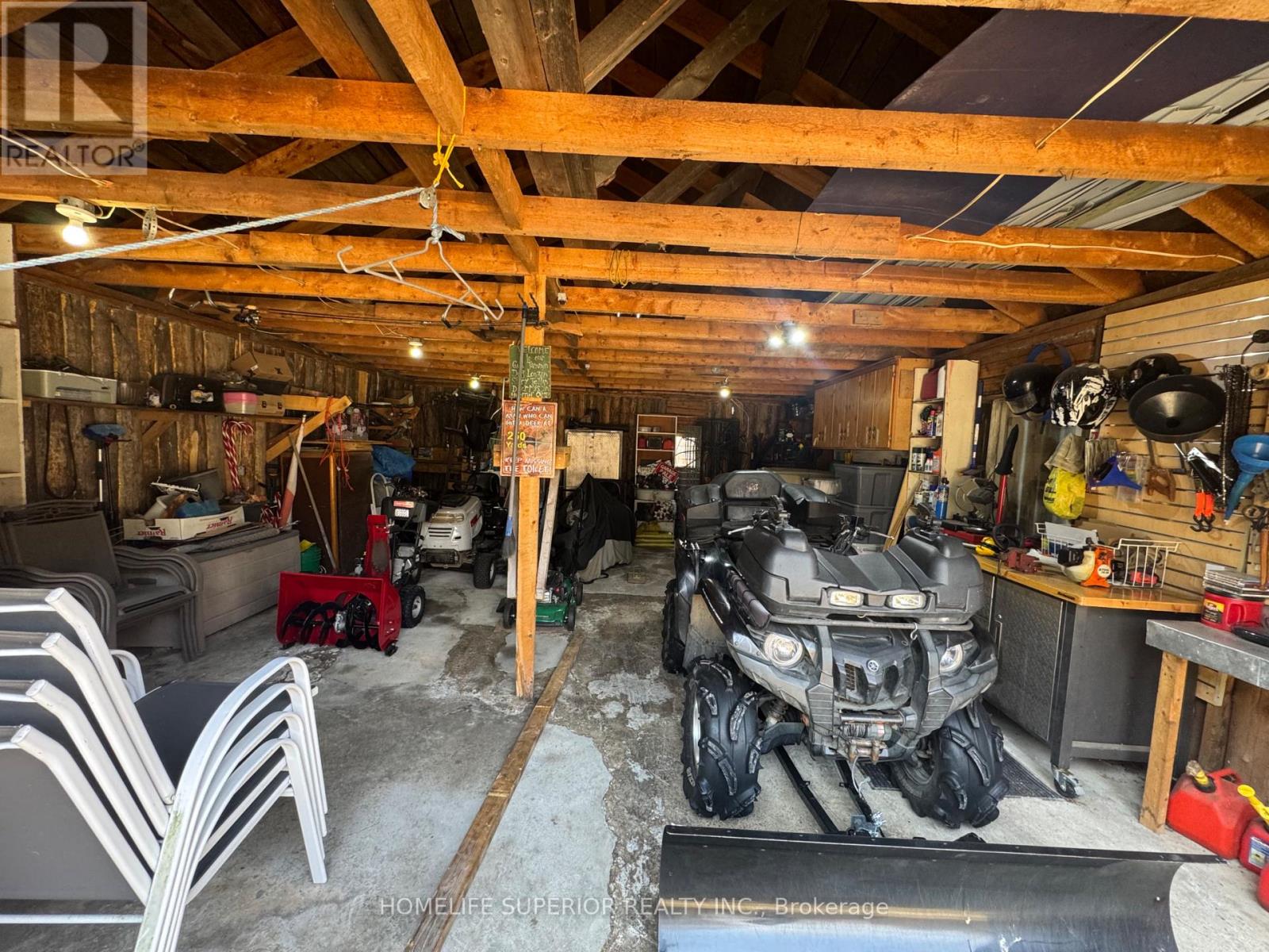458 HASS ROAD - 44