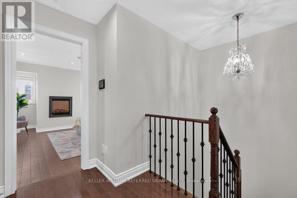 233 FINCH AVENUE E - 29