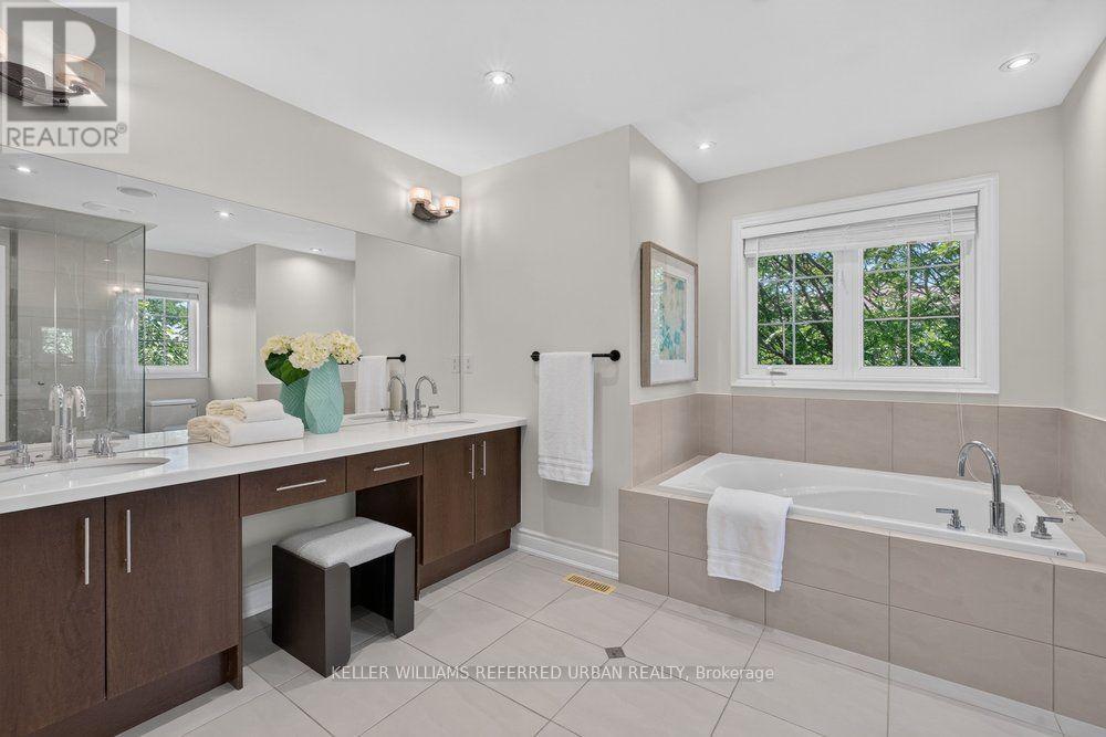 233 FINCH AVENUE E - 38