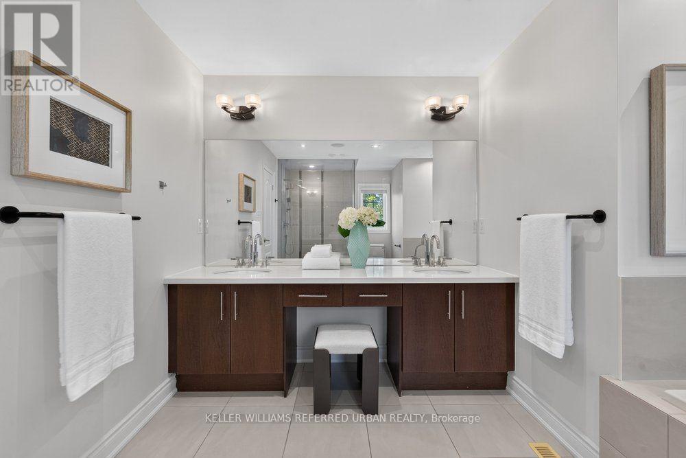 233 FINCH AVENUE E - 39