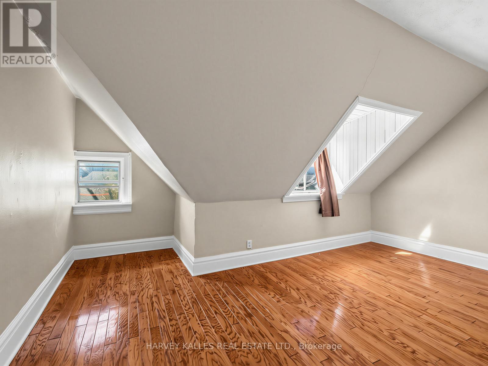 258 HARBORD STREET - 16