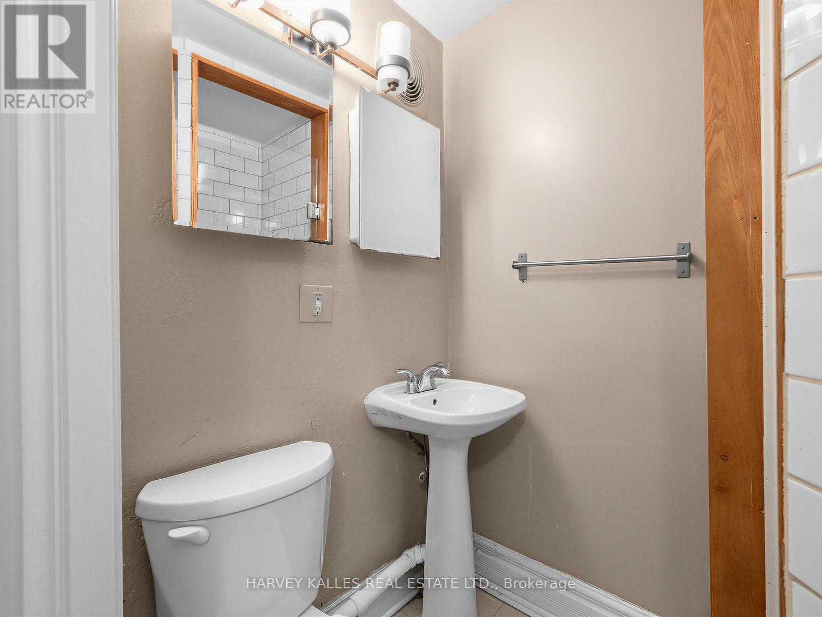 258 HARBORD STREET - 21