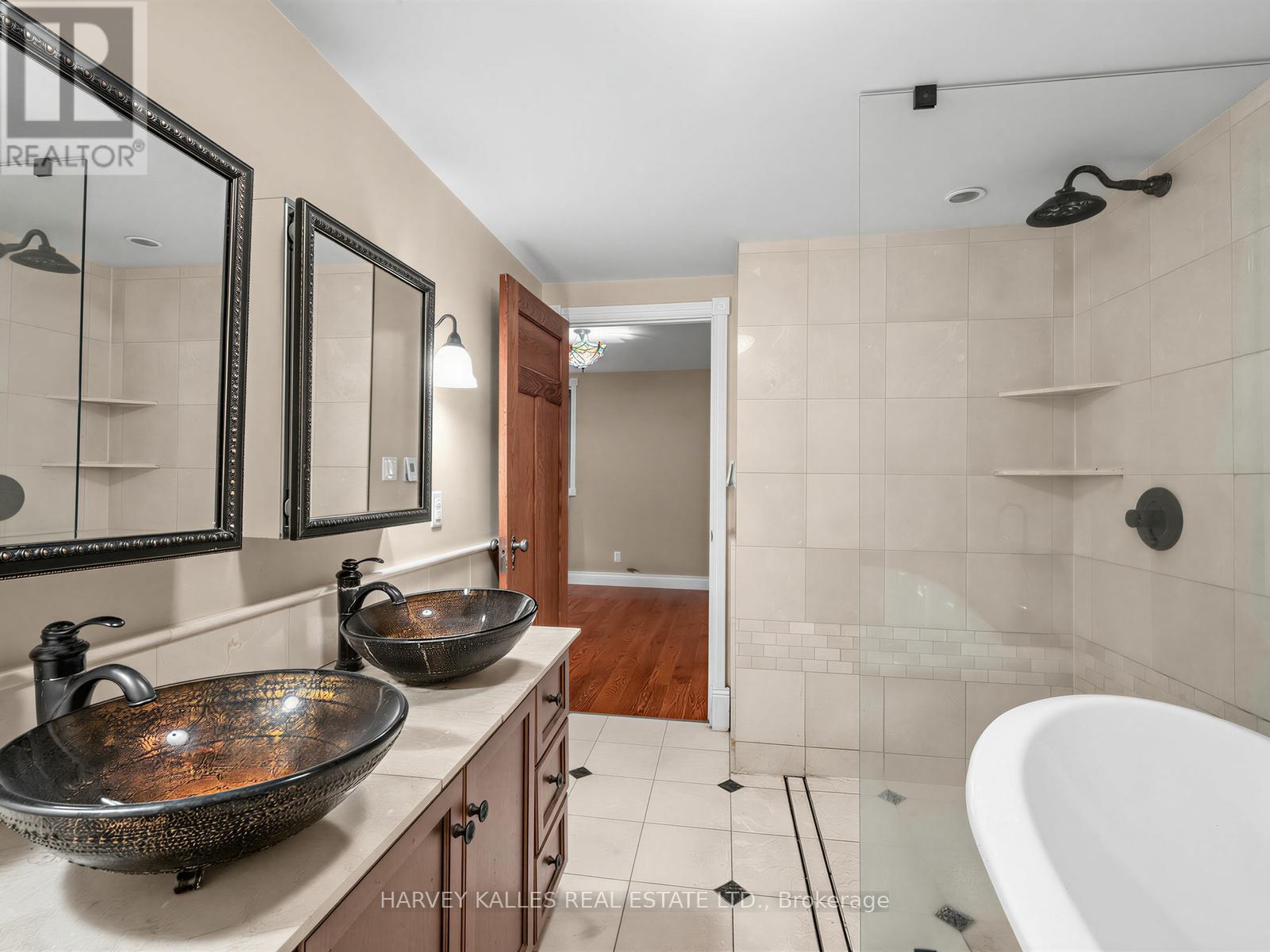 258 HARBORD STREET - 26
