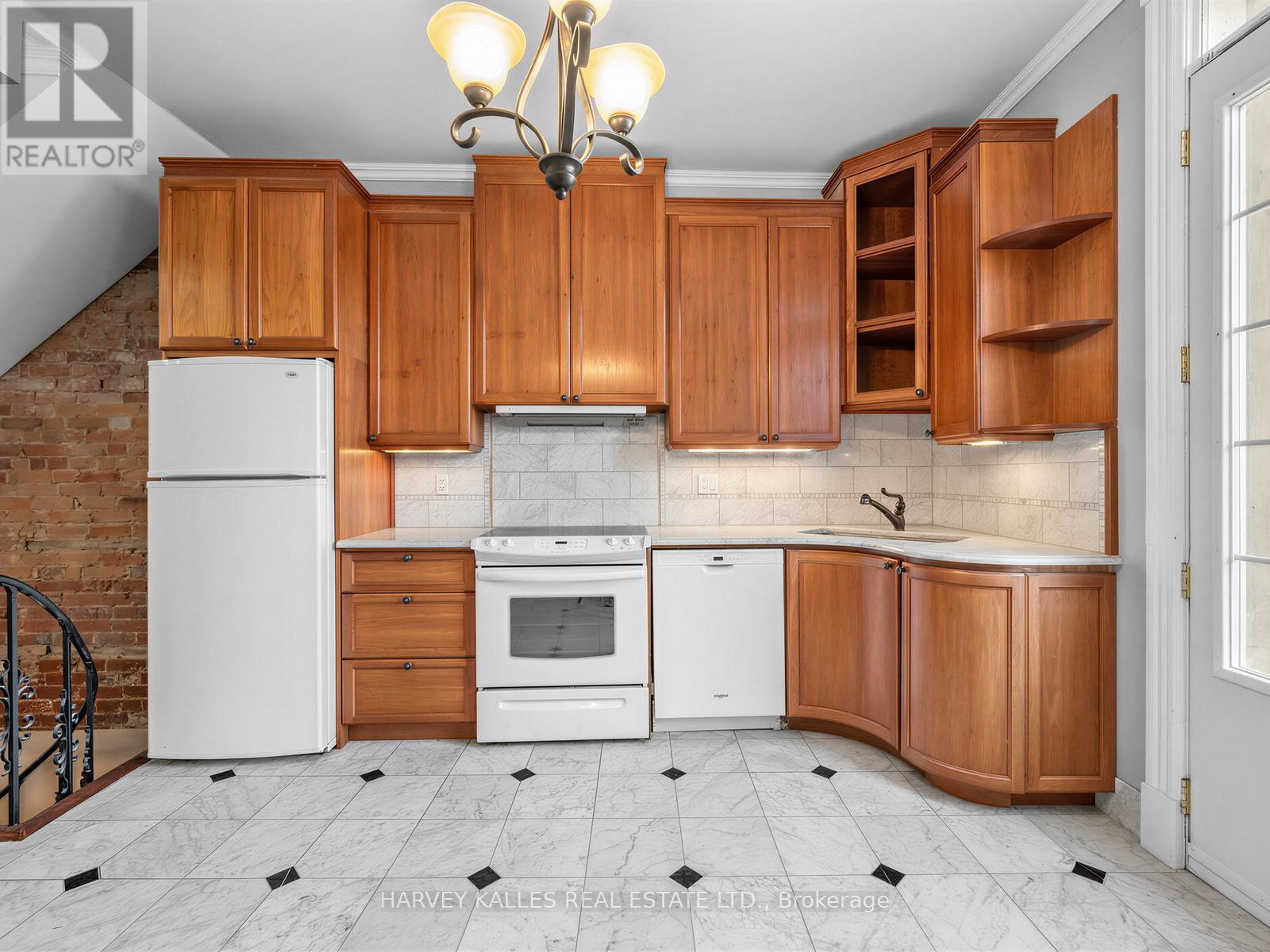 258 HARBORD STREET - 8