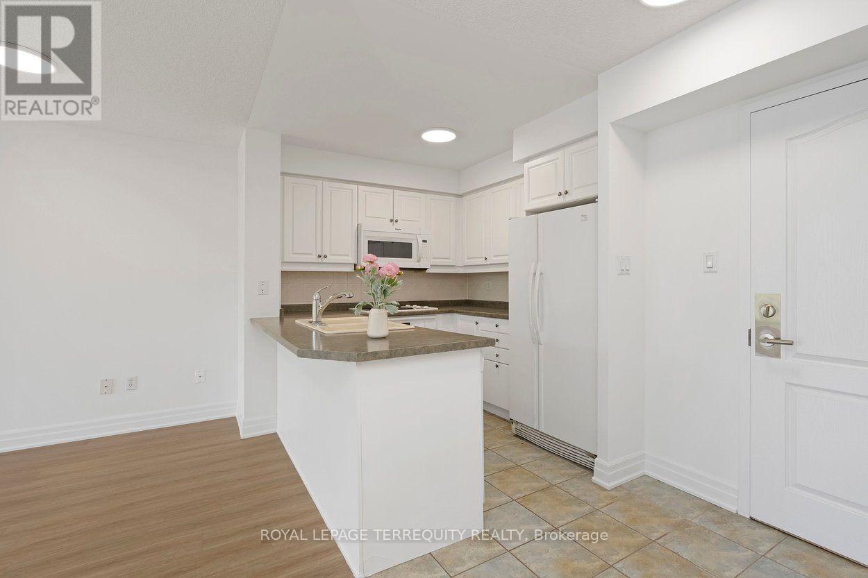 #315 18 WANLESS AVENUE - 5