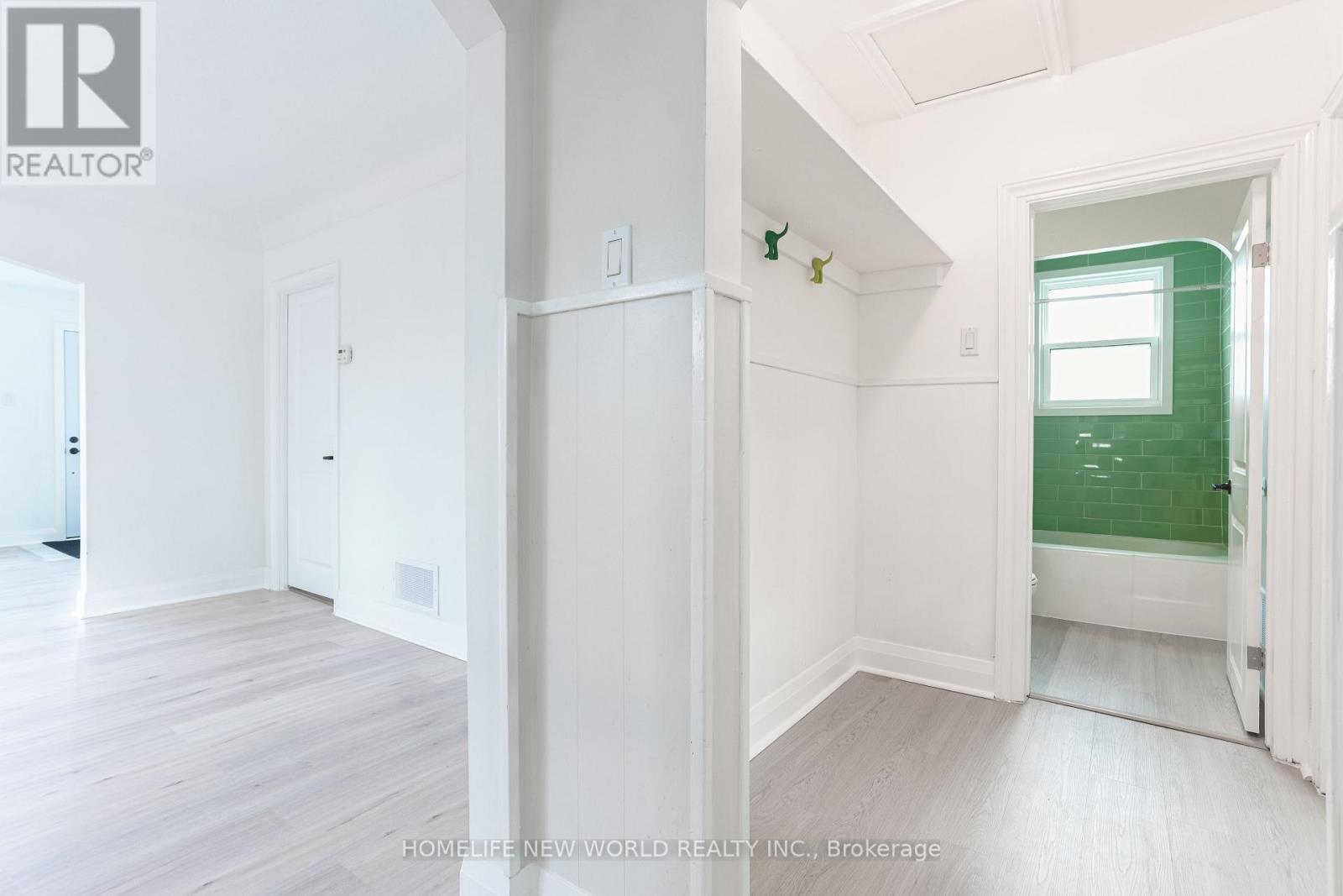 422 WELLAND AVENUE - 16