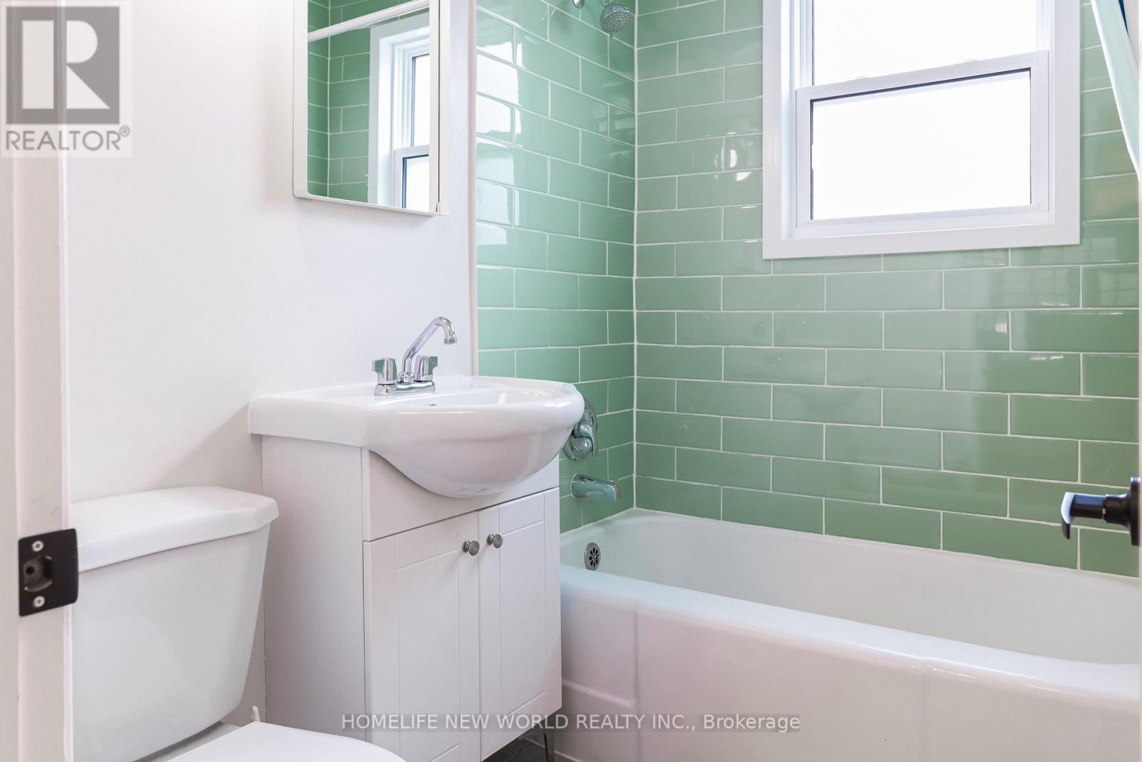 422 WELLAND AVENUE - 18
