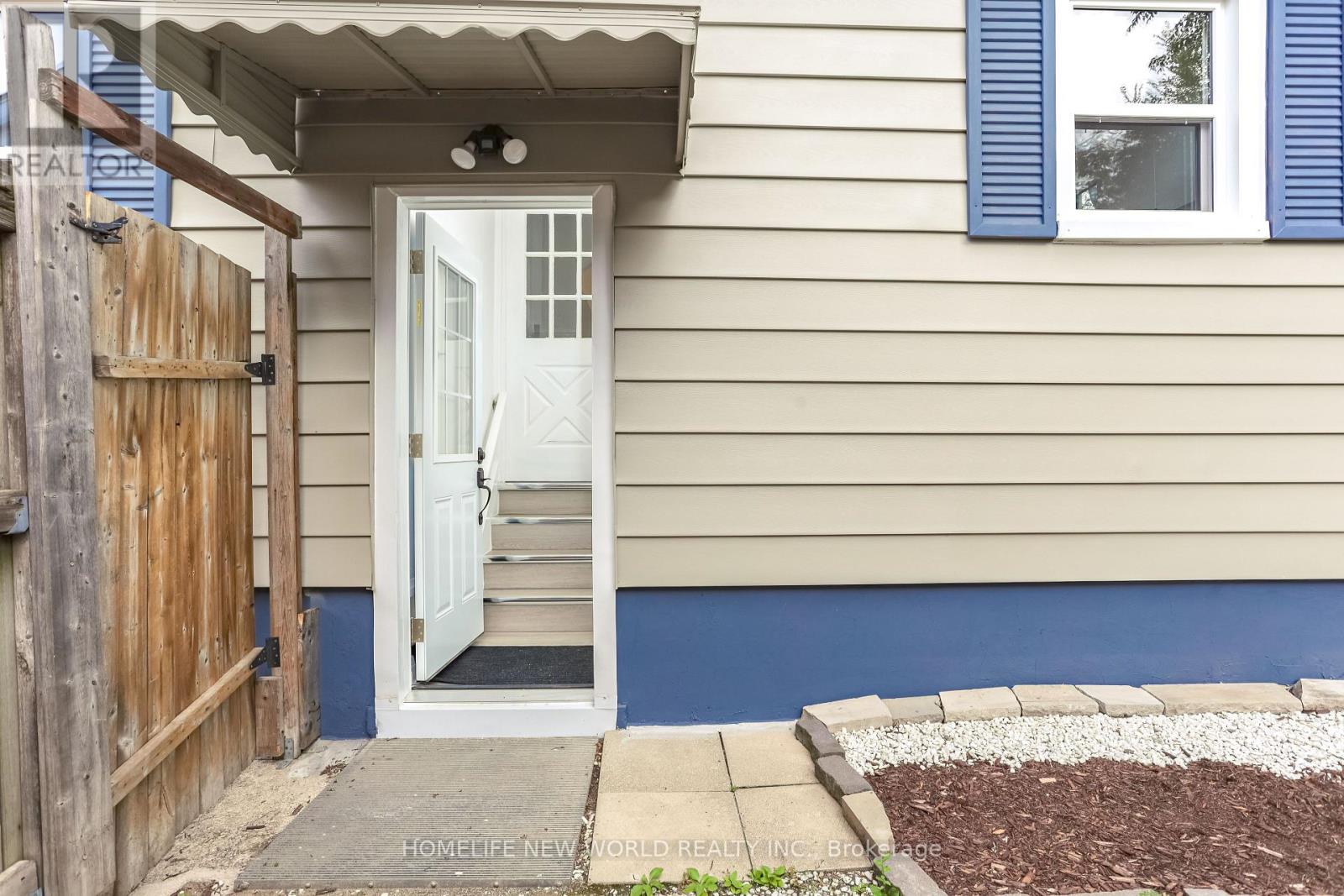 422 WELLAND AVENUE - 23