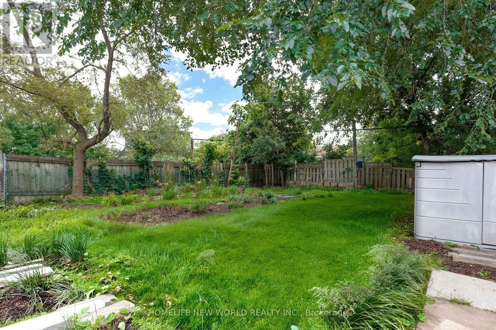 422 WELLAND AVENUE - 30