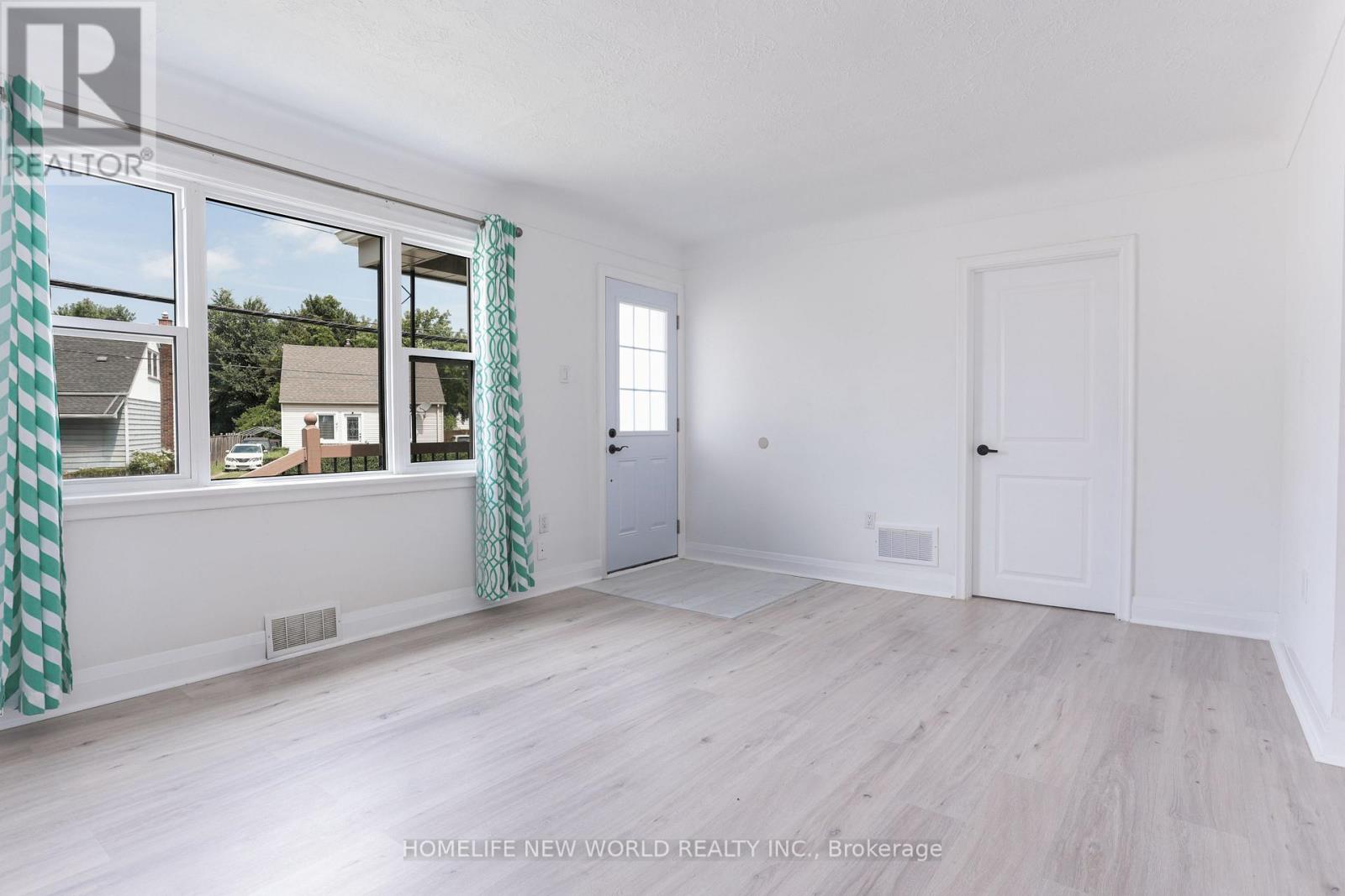 422 WELLAND AVENUE - 6