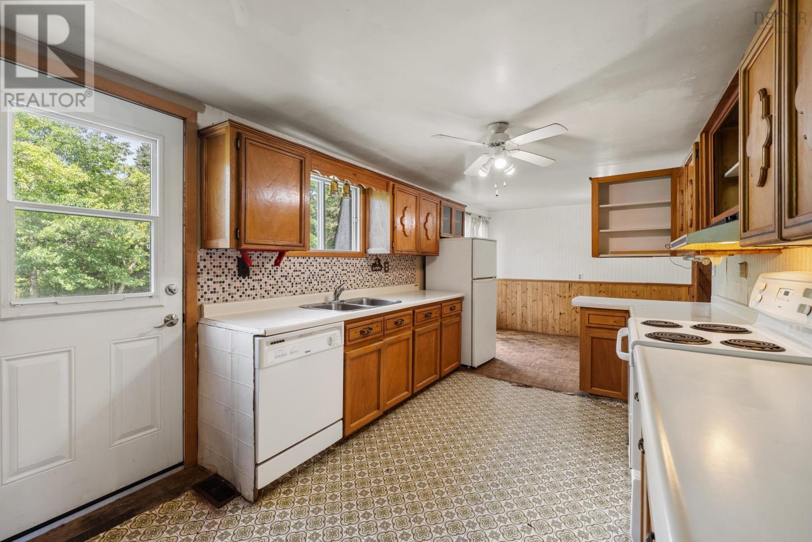 153 Argyle Head Road - 13