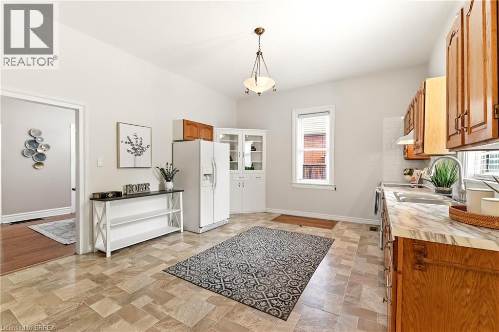 277 MAIN Street - 18