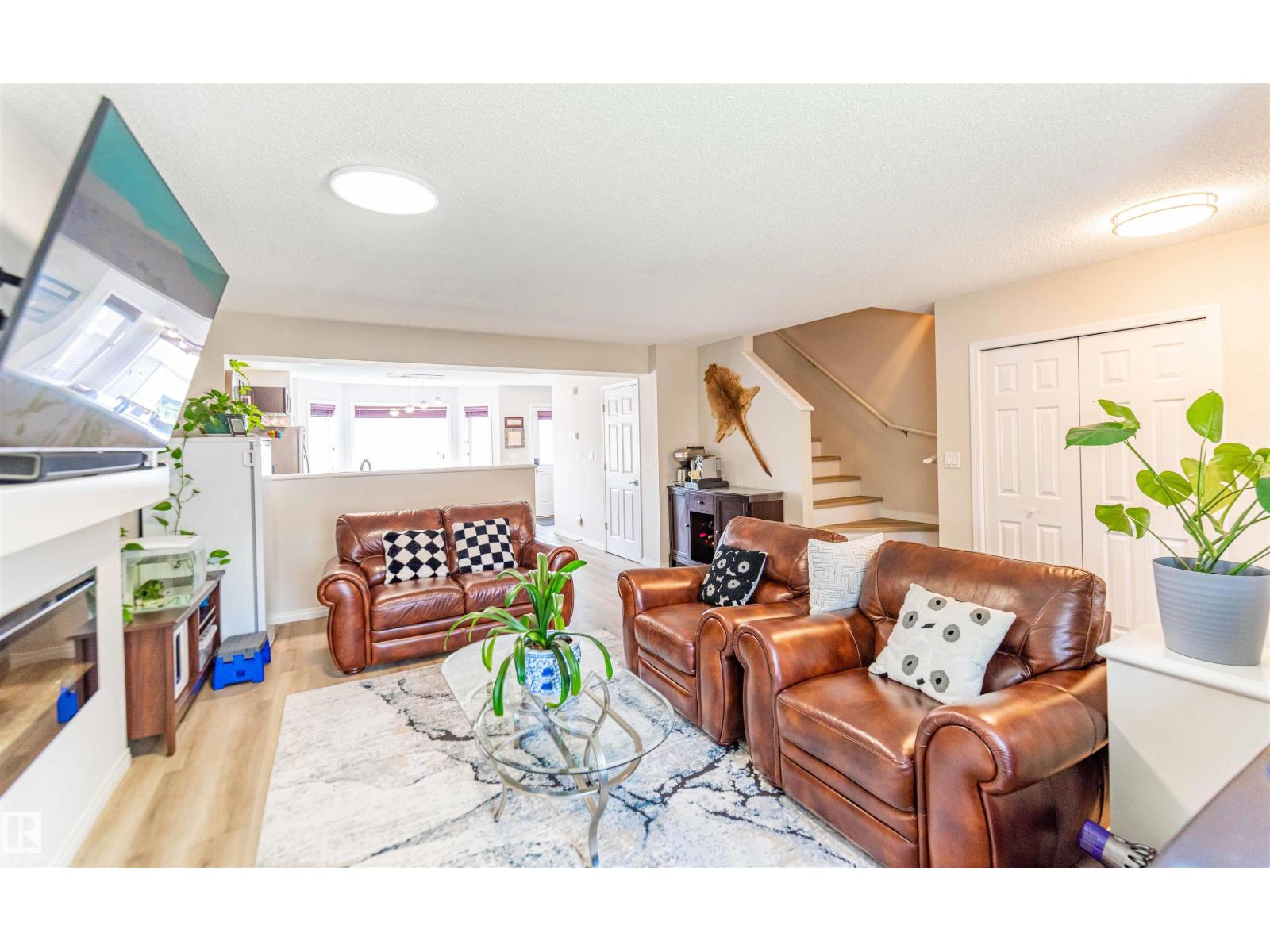 8527 ELLIS LINK NW - 11