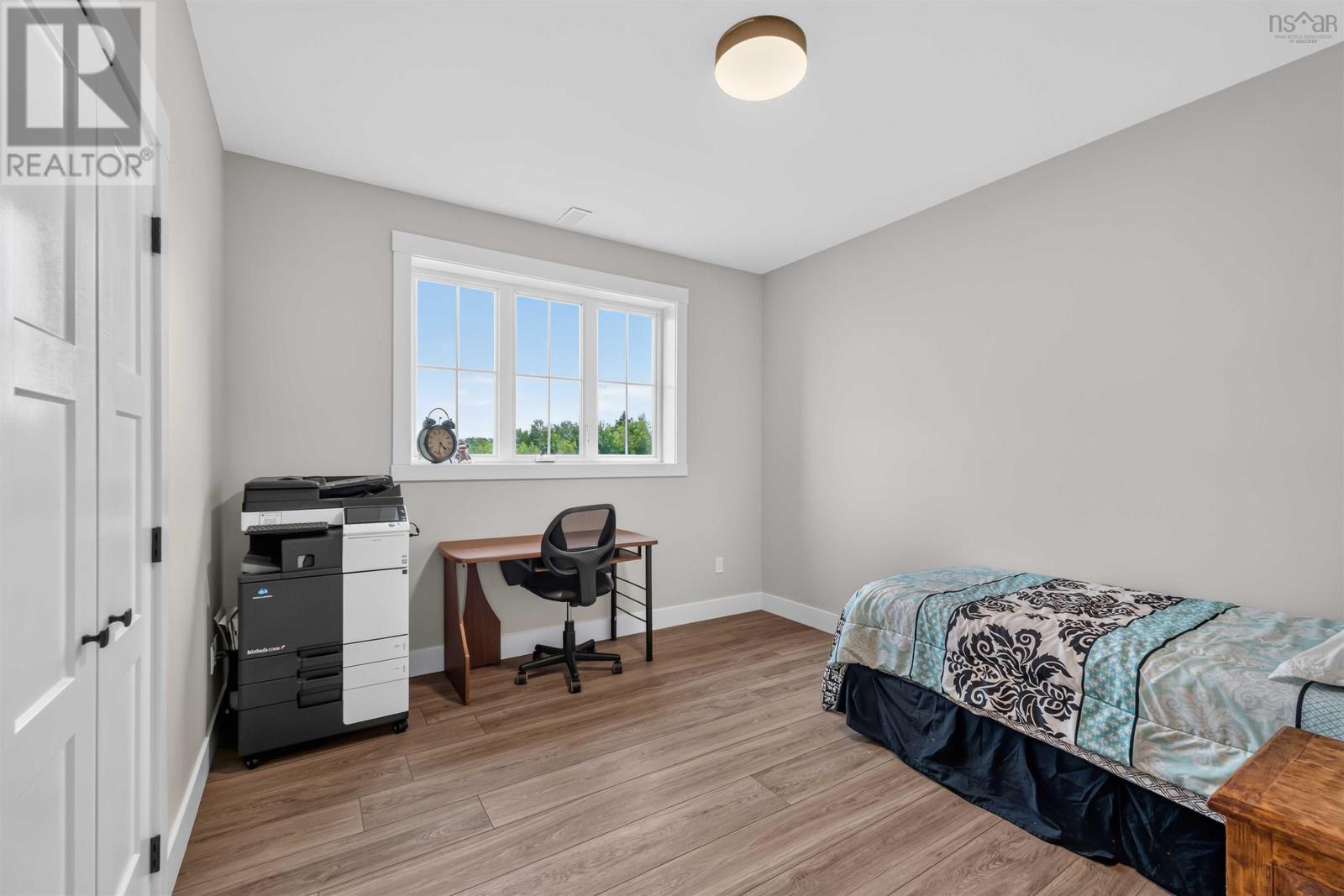 10 Heron Drive - 32