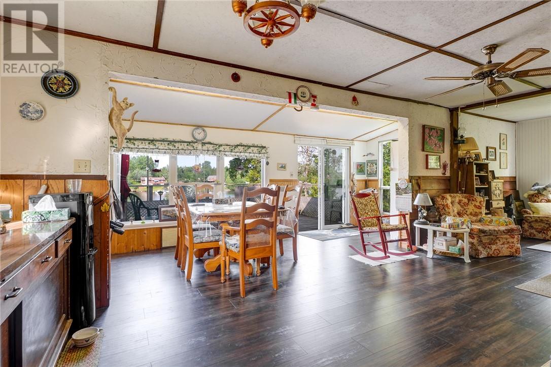 90 E Hood Road - 13
