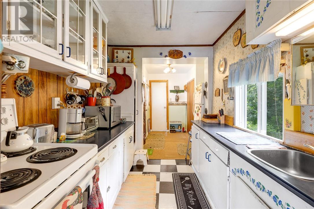90 E Hood Road - Image 16