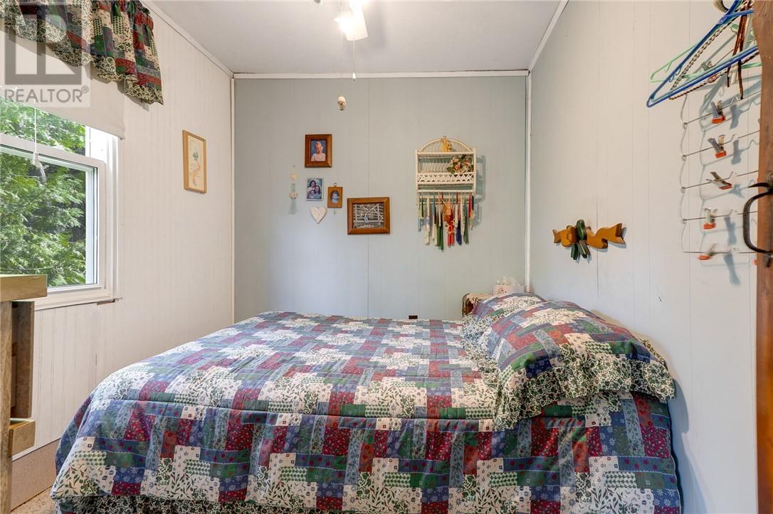 90 E Hood Road - 19