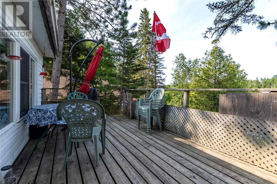 90 E Hood Road - 22