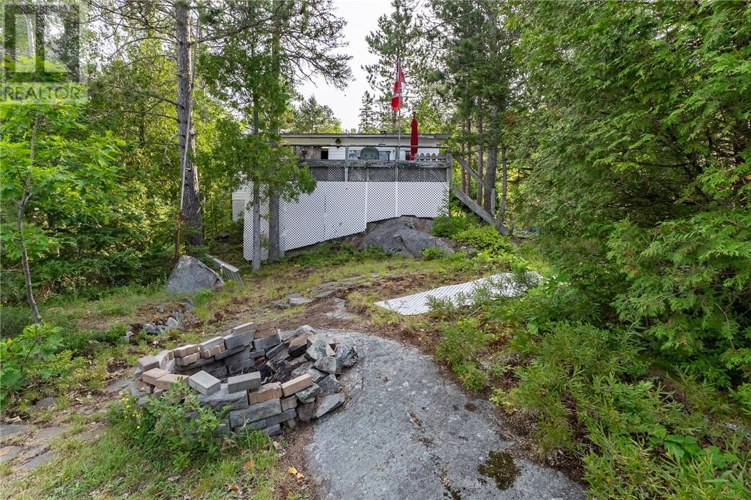 90 E Hood Road - 27