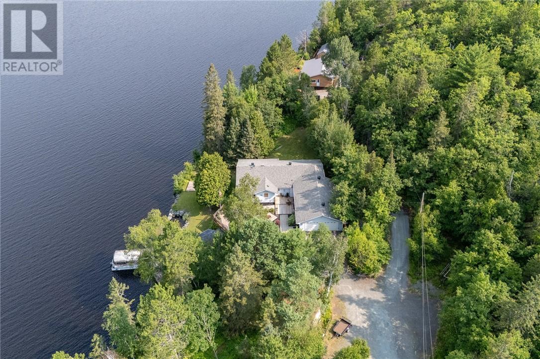 90 E Hood Road - 33
