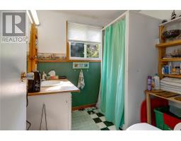90 E Hood Road, Wahnapitae, ON P0M3C0 Photo 18