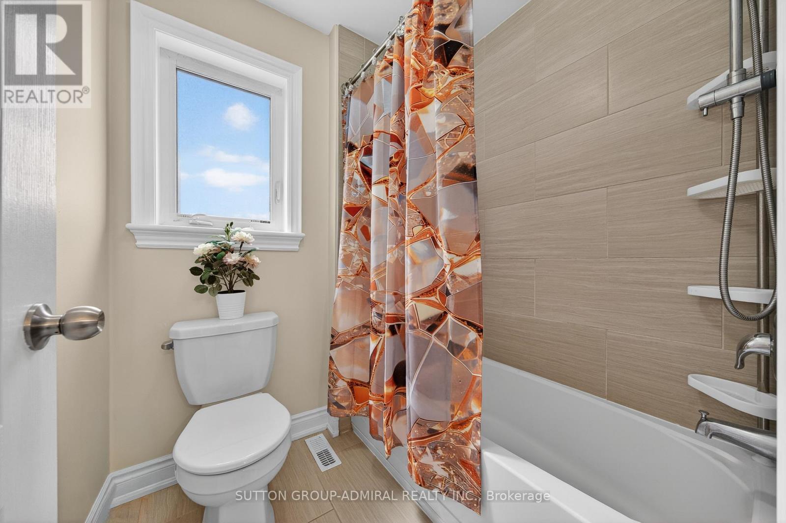 121 CENTRE STREET - Image 24