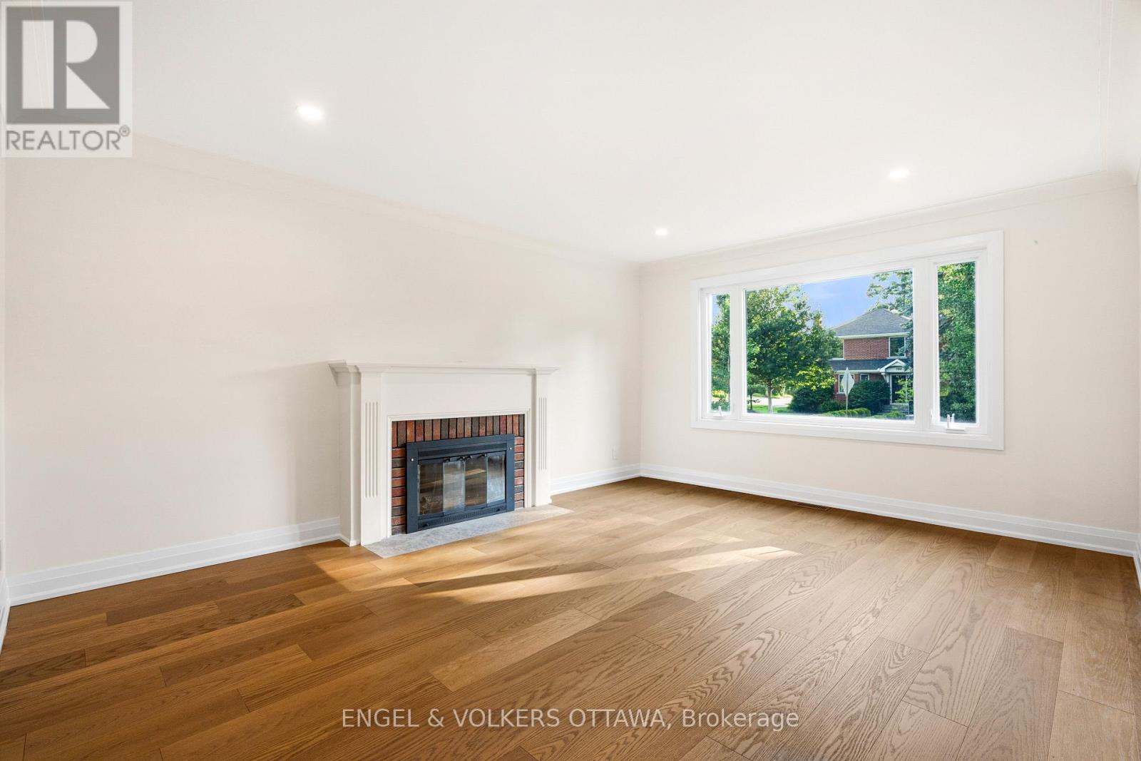 581 WINDERMERE AVENUE - Image 13