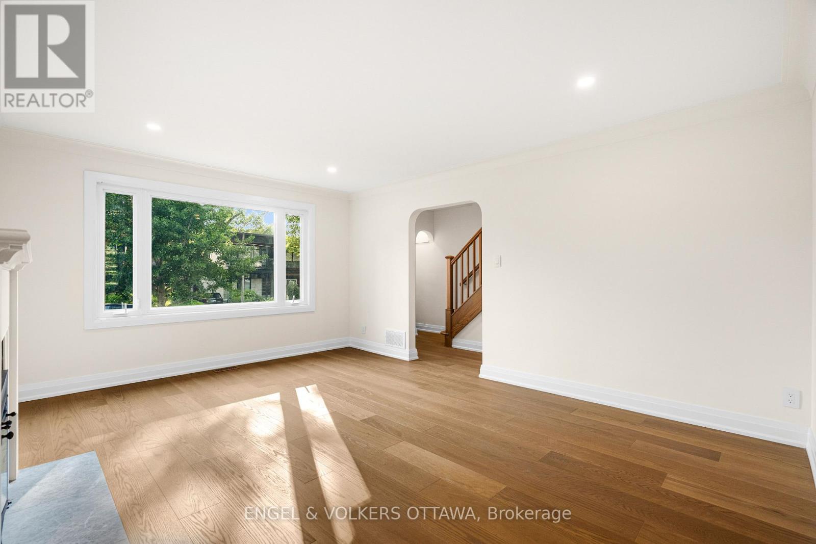 581 WINDERMERE AVENUE - Image 15