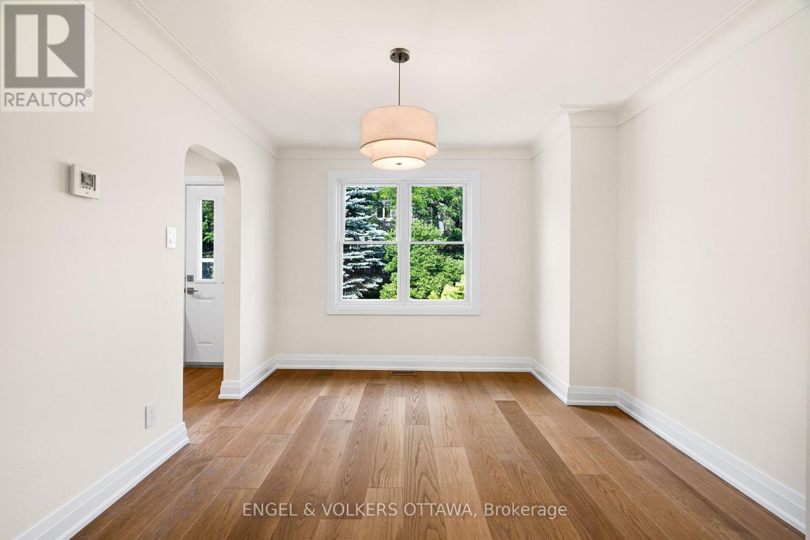 581 WINDERMERE AVENUE - Image 18