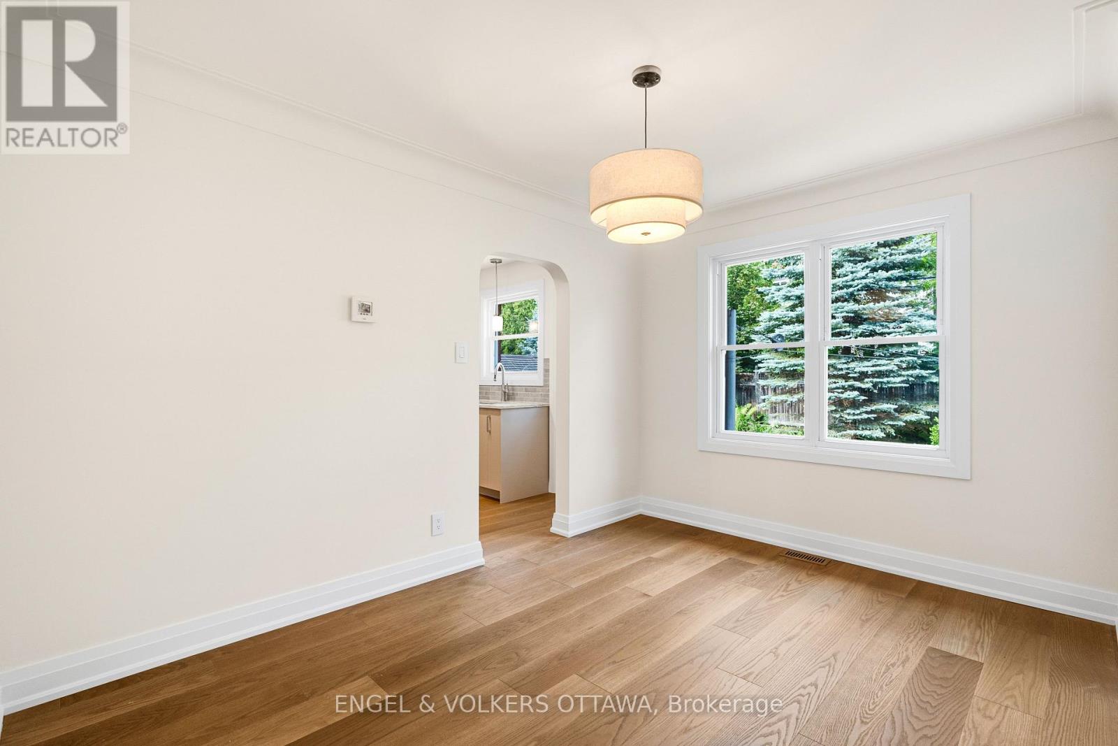 581 WINDERMERE AVENUE - Image 19