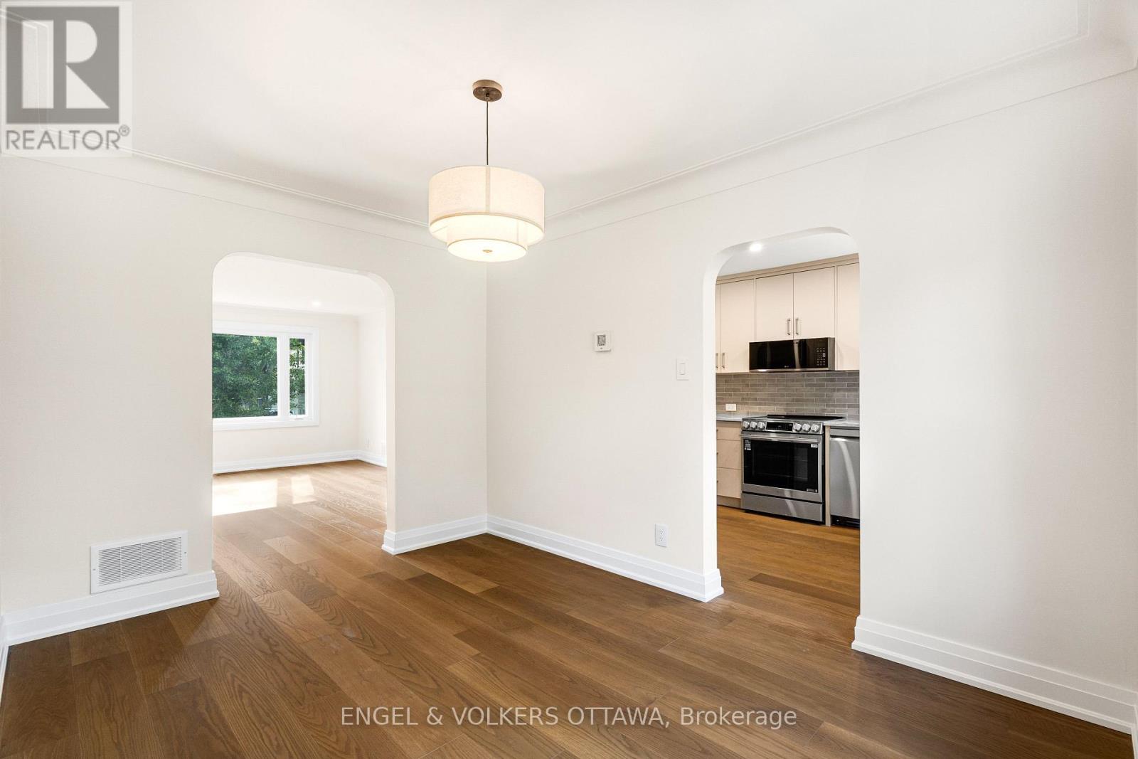 581 WINDERMERE AVENUE - Image 20