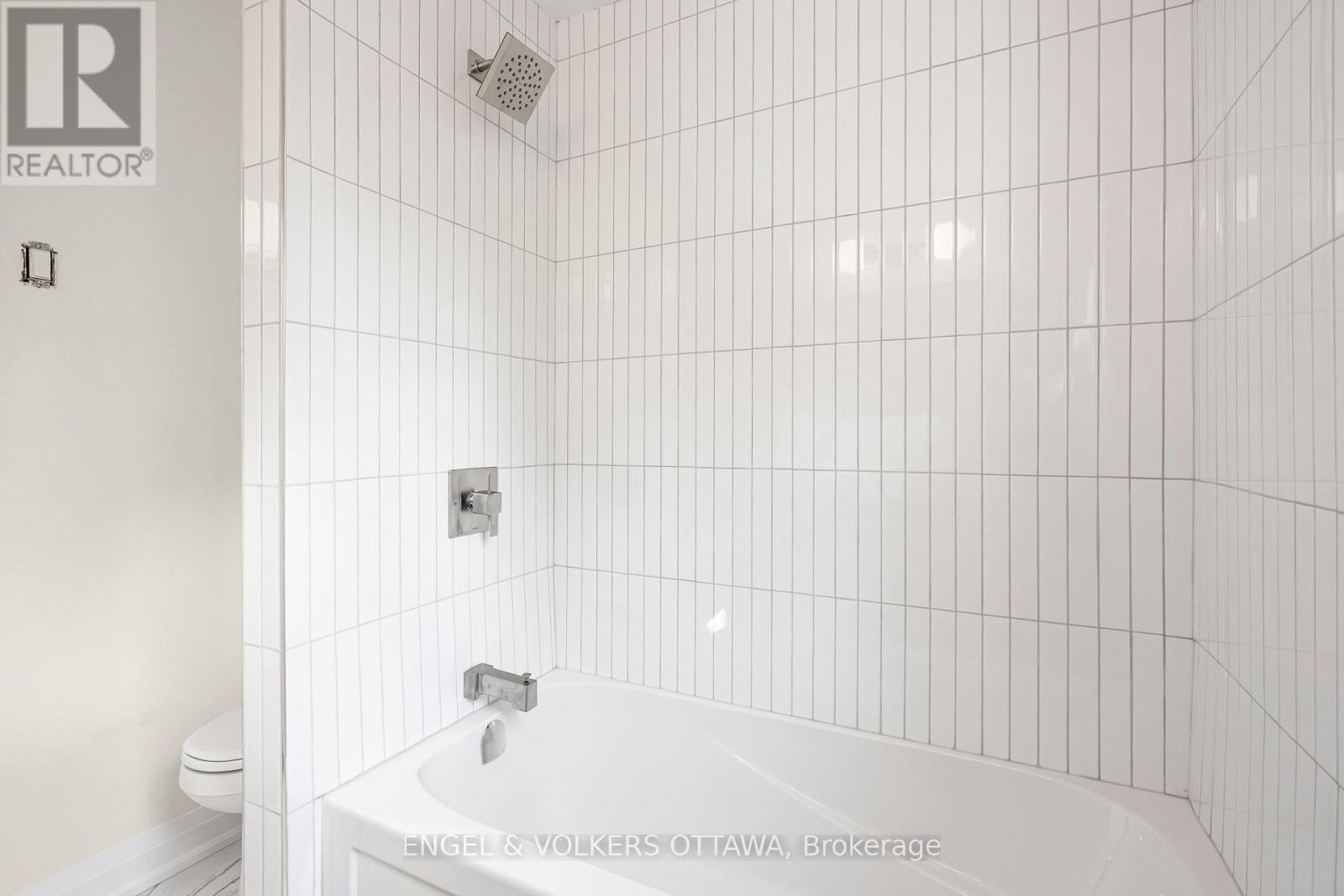 581 WINDERMERE AVENUE - Image 29