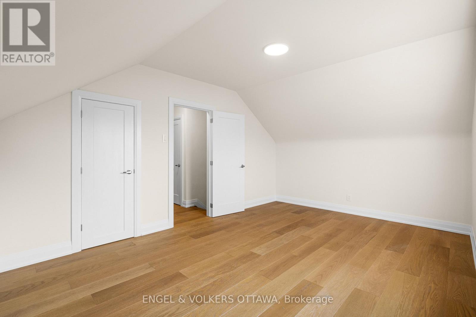 581 WINDERMERE AVENUE - Image 38