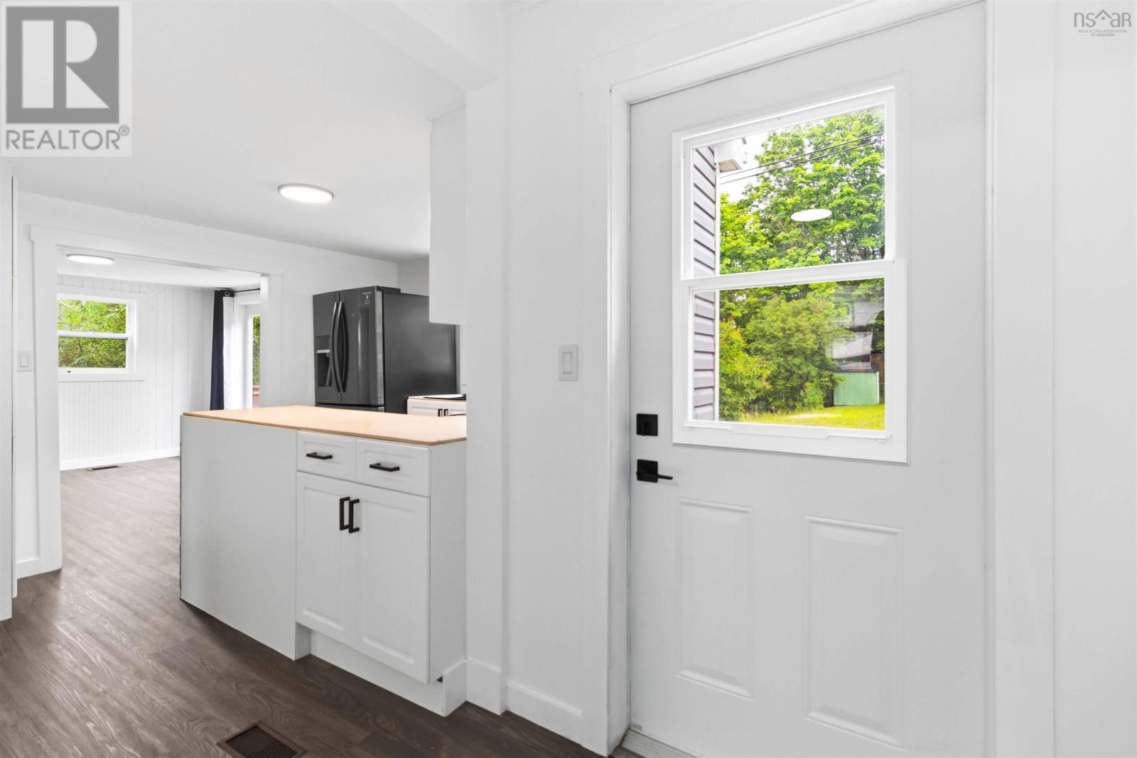7 Eisenhauer Lane - 2