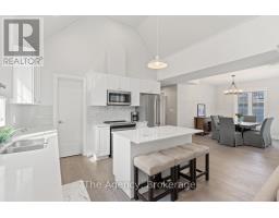 39 - 2054 Peninsula Road, Muskoka Lakes, ON P0B1G0 Photo 18