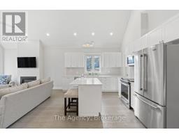 39 - 2054 Peninsula Road, Muskoka Lakes, ON P0B1G0 Photo 16