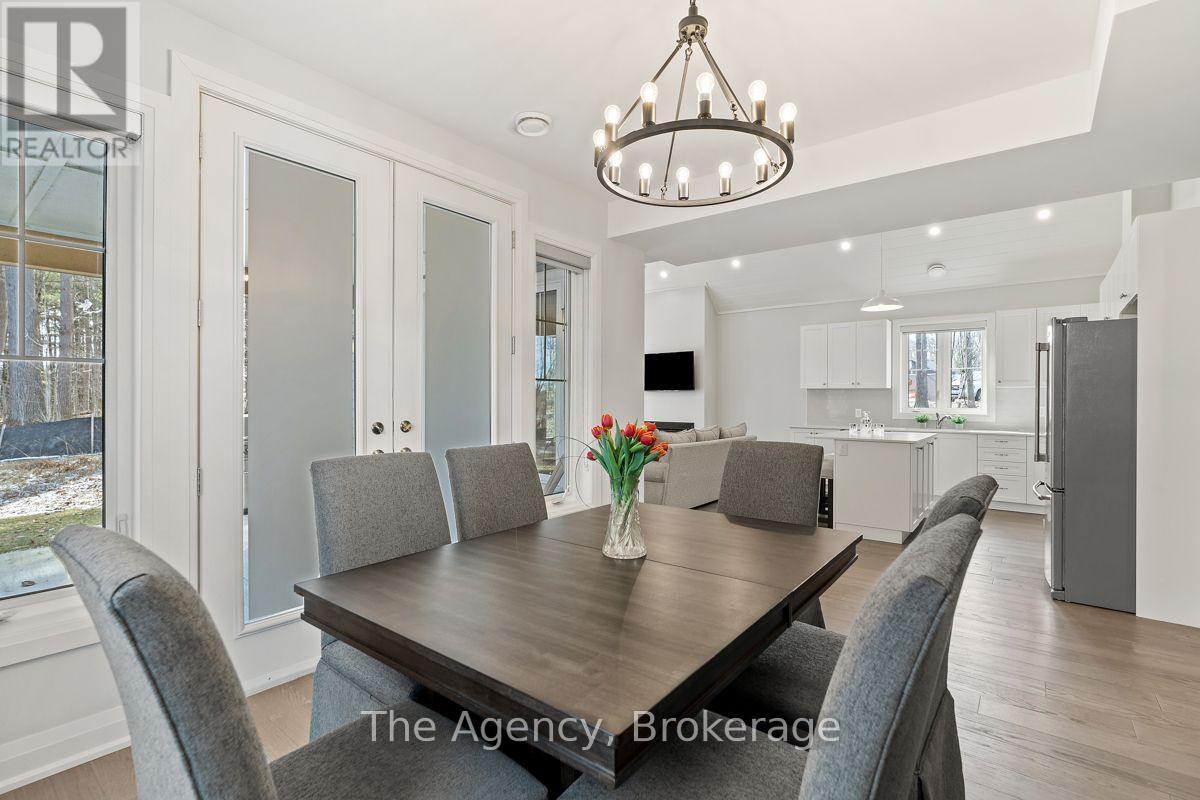 #39 2054 PENINSULA ROAD - Image 25