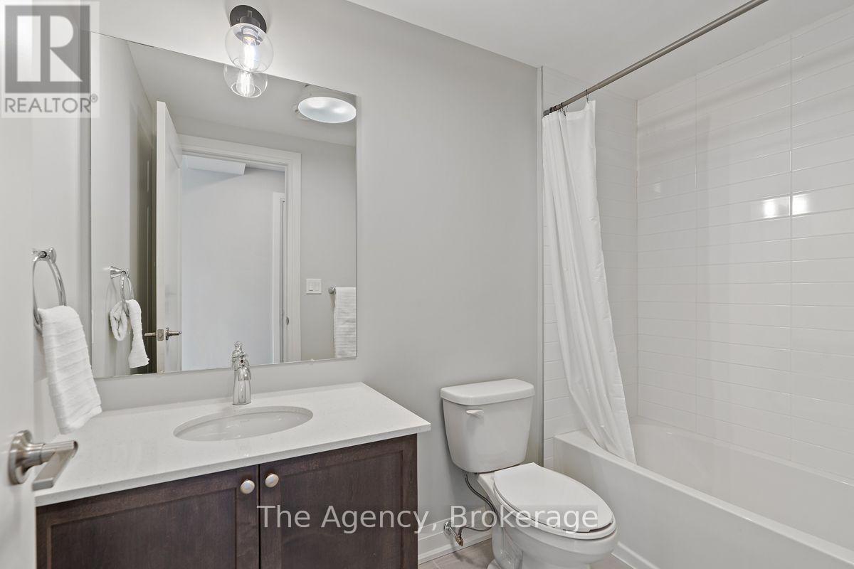 #39 2054 PENINSULA ROAD - Image 26