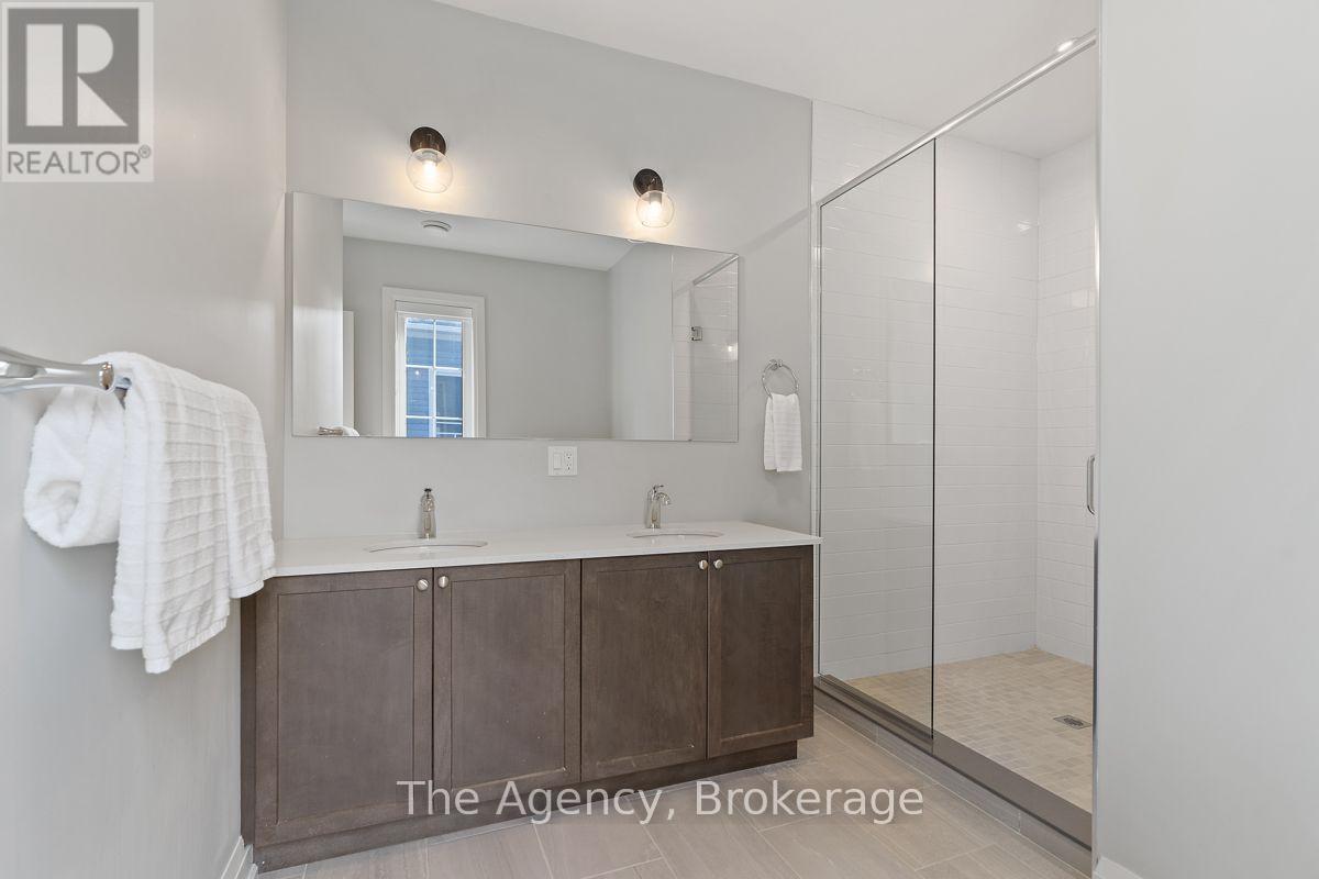 #39 2054 PENINSULA ROAD - Image 27