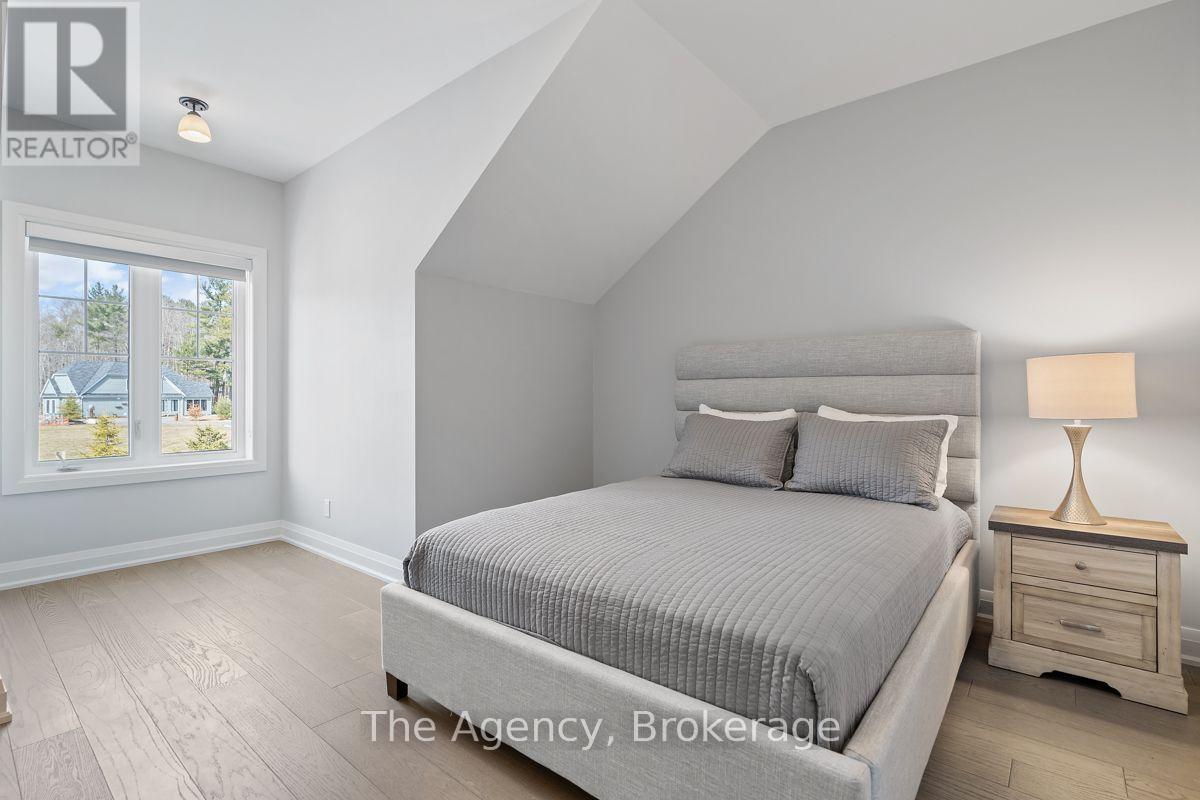 #39 2054 PENINSULA ROAD - Image 35