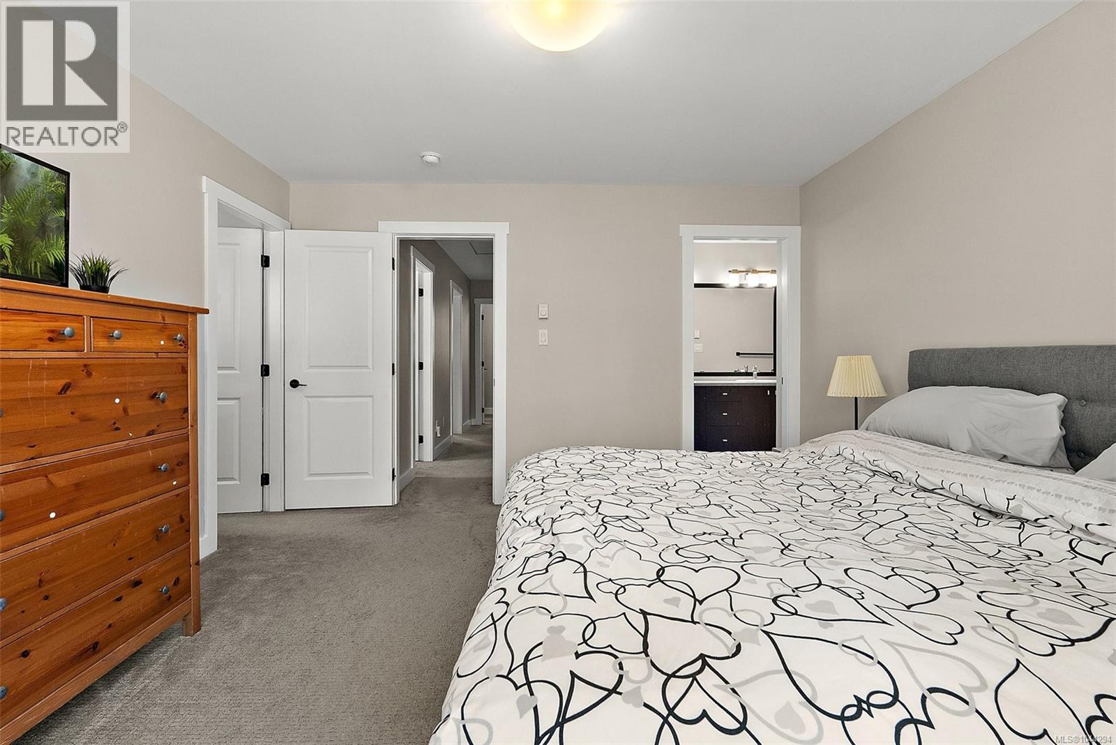 1222 McLeod Pl - 15