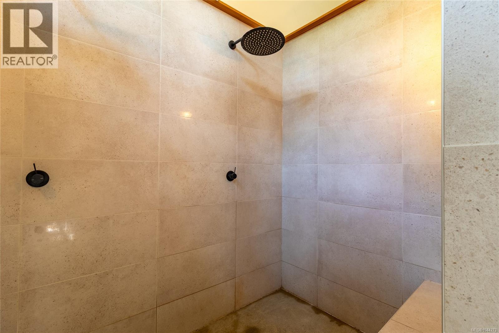 4501 Short Rd - 62