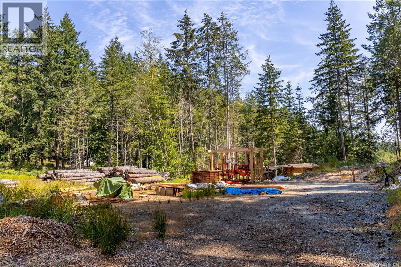 4501 Short Rd - 73